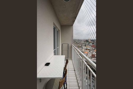 Apartamento à venda com 28m², 1 quarto e sem vagaVaranda