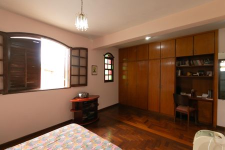 Casa de condomínio à venda com 625m², 5 quartos e 4 vagasSuite 1