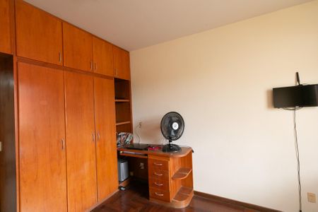 Casa de condomínio à venda com 625m², 5 quartos e 4 vagasSuite 2