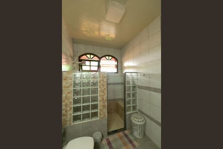 Casa de condomínio à venda com 625m², 5 quartos e 4 vagasBanheiro Suite 1