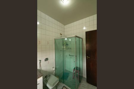 Casa de condomínio à venda com 625m², 5 quartos e 4 vagasBanheiro Suite 2