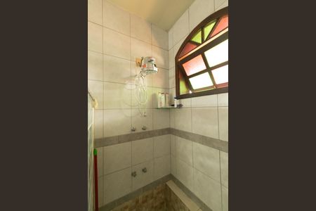 Casa de condomínio à venda com 625m², 5 quartos e 4 vagasBanheiro Suite 1