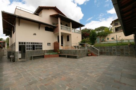 Casa de condomínio à venda com 625m², 5 quartos e 4 vagasÁrea Externa