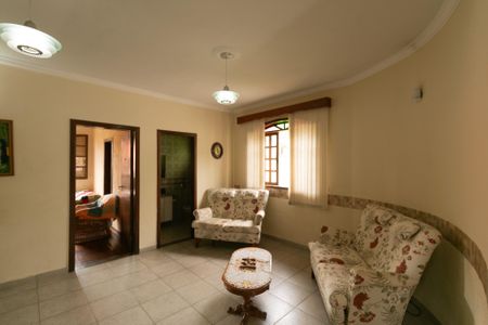 Casa de condomínio à venda com 625m², 5 quartos e 4 vagasSala de Estar