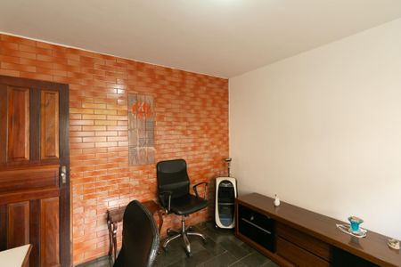 Casa de condomínio à venda com 625m², 5 quartos e 4 vagasEscritório