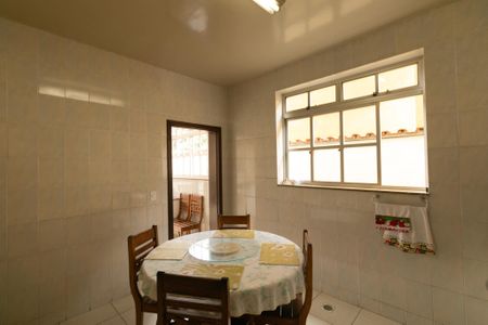 Casa de condomínio à venda com 625m², 5 quartos e 4 vagasCozinha