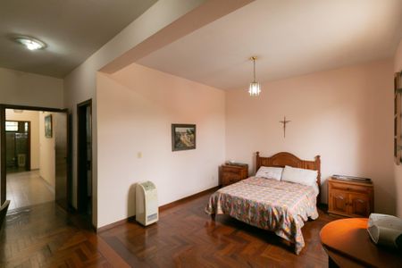 Casa de condomínio à venda com 625m², 5 quartos e 4 vagasSuite 1