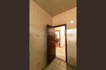 Casa de condomínio à venda com 625m², 5 quartos e 4 vagasBanheiro Social