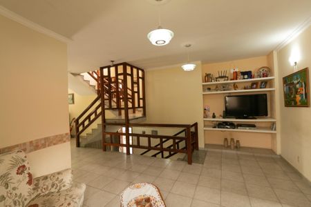 Casa de condomínio à venda com 625m², 5 quartos e 4 vagasSala de Estar