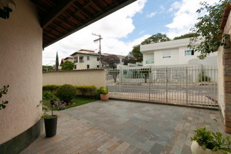 Casa de condomínio à venda com 625m², 5 quartos e 4 vagasÁrea Externa