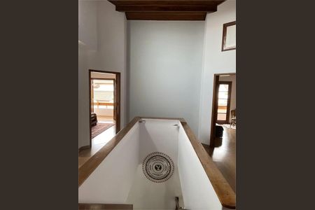 Casa à venda com 351m², 4 quartos e 5 vagas