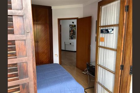 Casa à venda com 351m², 4 quartos e 5 vagas