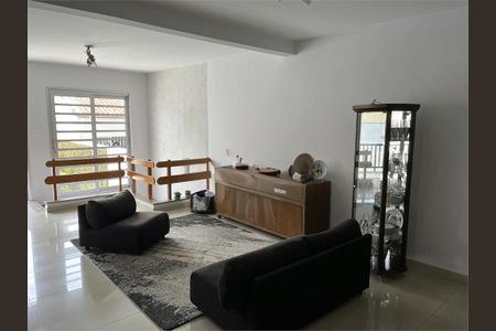 Casa à venda com 351m², 4 quartos e 5 vagas