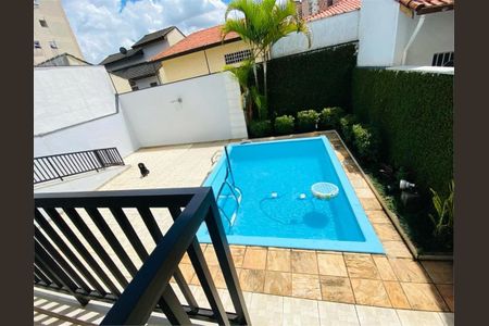 Casa à venda com 351m², 4 quartos e 5 vagas