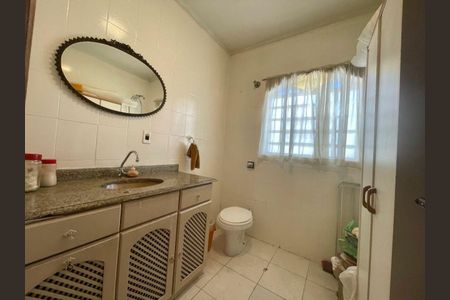 Casa à venda com 118m², 2 quartos e 1 vaga