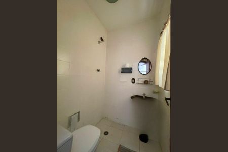 Casa à venda com 118m², 2 quartos e 1 vaga