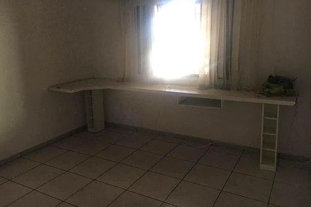 Casa à venda com 130m², 4 quartos e 2 vagas