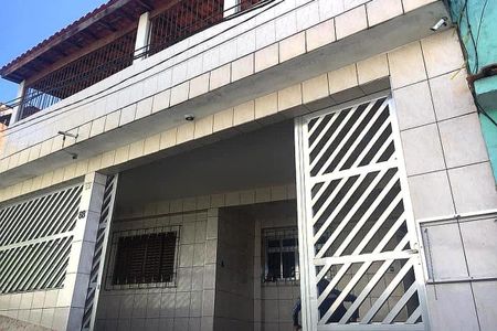Casa à venda com 130m², 4 quartos e 2 vagas