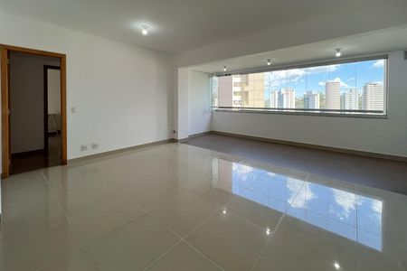 Apartamento à venda com 105m², 3 quartos e 3 vagasSala