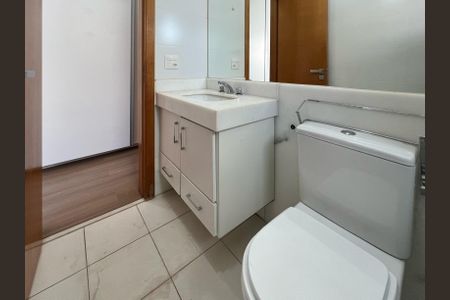 Apartamento à venda com 105m², 3 quartos e 3 vagasBanheiro da Suíte