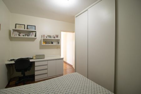 Casa à venda com 120m², 3 quartos e 2 vagas Casa à venda com 120m², 3 quartos e 2 vagasQuarto 3