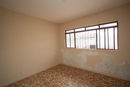 Casa à venda com 417m², 5 quartos e 3 vagasCasa 4 - Quarto