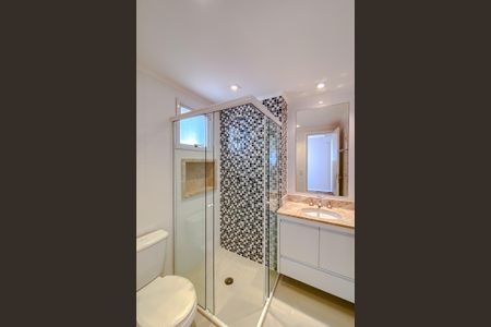 Apartamento à venda com 210m², 4 quartos e 3 vagasBanheiro da Suíte