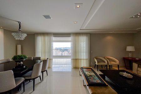 Apartamento à venda com 210m², 4 quartos e 3 vagasSala