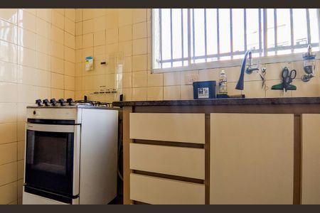 Apartamento à venda com 180m², 4 quartos e 2 vagas Apartamento à venda com 180m², 4 quartos e 2 vagasCozinha