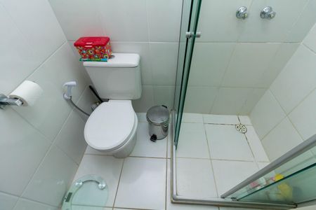 Apartamento à venda com 72m², 2 quartos e 2 vagasBanheiro da Suíte