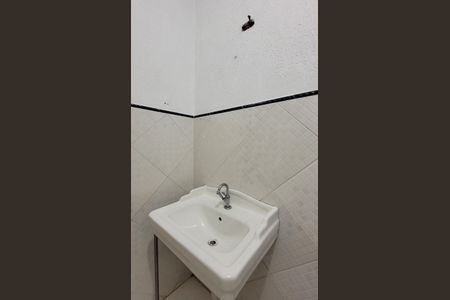 Casa à venda com 220m², 2 quartos e 6 vagas Casa à venda com 220m², 2 quartos e 6 vagasBanheiro 2