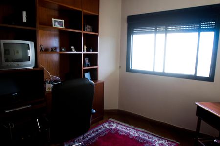 Apartamento à venda com 220m², 4 quartos e 3 vagas Apartamento à venda com 220m², 4 quartos e 3 vagasQuarto