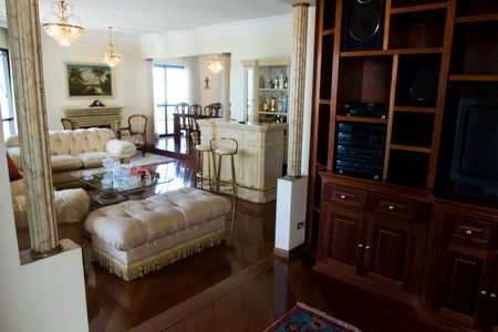 Apartamento à venda com 220m², 4 quartos e 3 vagas Apartamento à venda com 220m², 4 quartos e 3 vagasSala