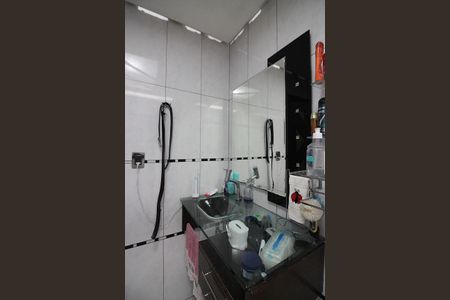 Casa à venda com 146m², 3 quartos e 3 vagasBanheiro Social