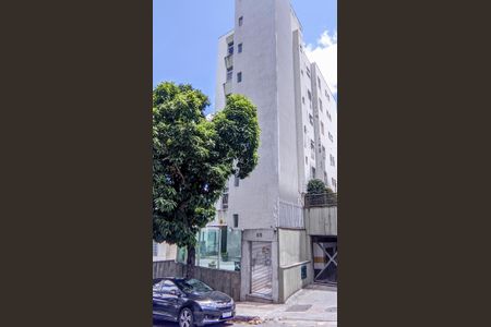 Apartamento para alugar com 145m², 4 quartos e 2 vagasFachada