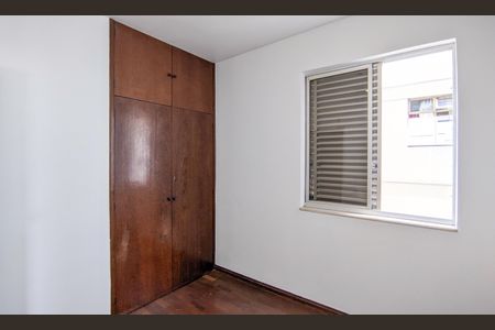 Apartamento para alugar com 145m², 4 quartos e 2 vagasQuarto