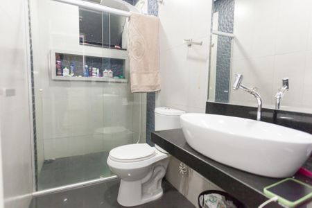 Apartamento à venda com 121m², 3 quartos e 1 vaga Apartamento à venda com 121m², 3 quartos e 1 vagaBanheiro Social