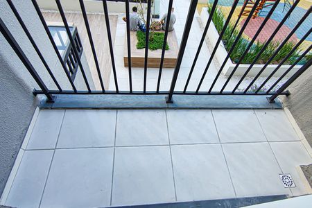 Apartamento à venda com 46m², 2 quartos e 1 vaga Apartamento à venda com 46m², 2 quartos e 1 vagasala - varanda