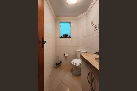 Casa à venda com 250m², 3 quartos e 6 vagasLavabo 1