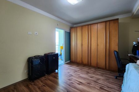 Casa à venda com 250m², 3 quartos e 6 vagasSuíte 3