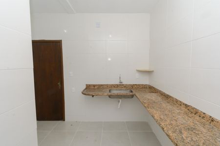 Apartamento à venda com 75m², 3 quartos e 1 vaga Apartamento à venda com 75m², 3 quartos e 1 vagaCozinha e Área de Serviço