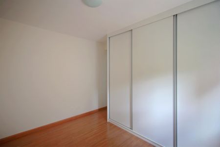 Apartamento à venda com 75m², 2 quartos e 2 vagasSuite 1