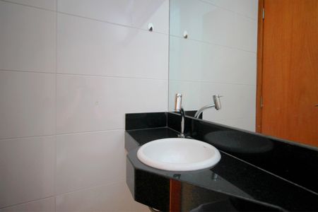 Apartamento à venda com 75m², 2 quartos e 2 vagasLavabo