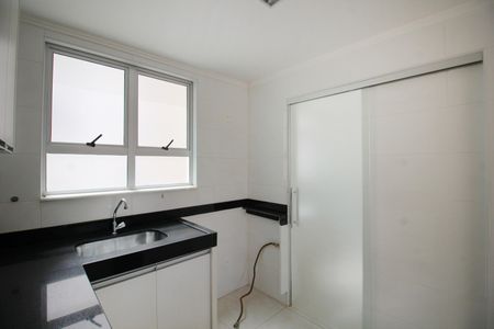 Apartamento à venda com 75m², 2 quartos e 2 vagasCozinha