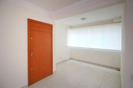 Apartamento à venda com 75m², 2 quartos e 2 vagasSala