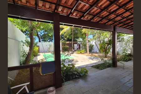 Casa à venda com 470m², 3 quartos e 3 vagas Casa à venda com 470m², 3 quartos e 3 vagasVaranda