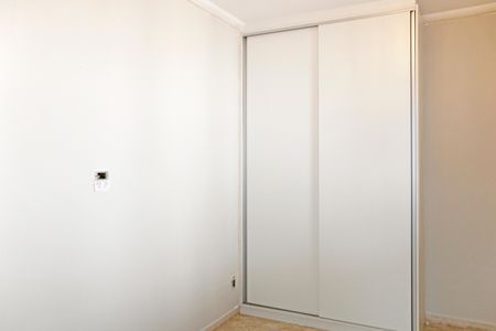 Casa de condomínio para alugar com 180m², 3 quartos e 4 vagasQuarto 1