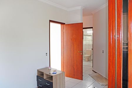 Casa de condomínio para alugar com 180m², 3 quartos e 4 vagasQuarto 2