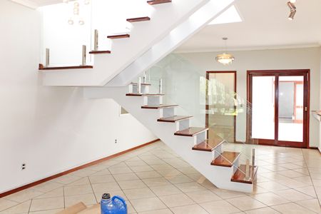 Casa de condomínio para alugar com 180m², 3 quartos e 4 vagasSala