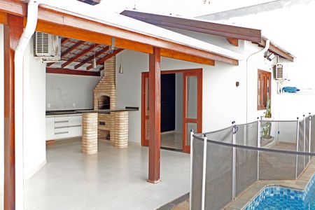 Casa de condomínio para alugar com 180m², 3 quartos e 4 vagasÁrea Gourmet